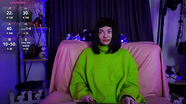 Snapshot of CyberXGoddess chatting on December 26, 3:49 am CyberXGoddess online show from December 26, 3:49 am