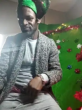 Snapshot of Maculine_Stayr chatting on December 22, 6:15 pm Maculine Stayr online show from December 22, 6:15 pm