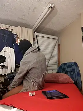 Snapshot of Maculine_Stayr chatting on January 9, 3:12 pm Maculine Stayr online show from January 9, 3:12 pm