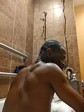 Snapshot of Maculine_Stayr chatting on March 13, 10:54 pm Maculine Stayr online show from March 13, 10:54 pm