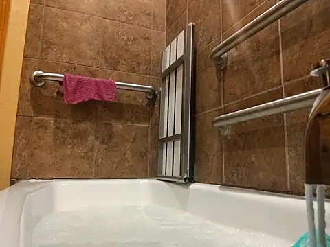 Snapshot of Maculine_Stayr chatting on March 17, 6:11 pm Maculine Stayr online show from March 17, 6:11 pm