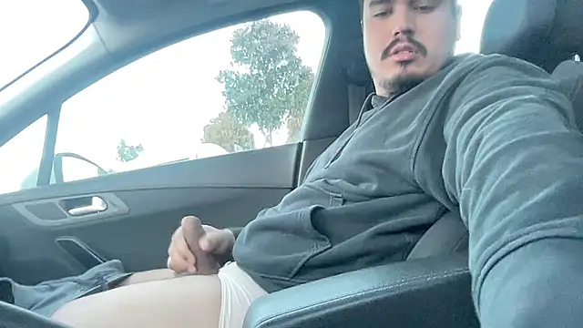 Snapshot of fernan_redsxxx chatting on November 6, 3:35 pm fernan redsxxx online show from November 6, 3:35 pm