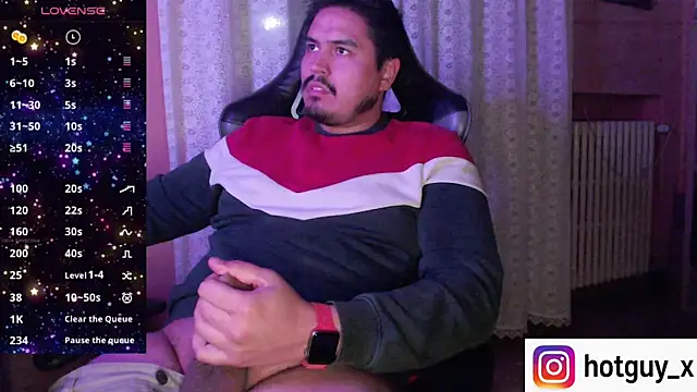 Snapshot of fernan_redsxxx chatting on December 2, 6:25 pm fernan redsxxx online show from December 2, 6:25 pm