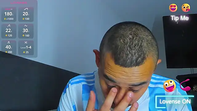 Snapshot of jhonyalzate2 chatting on February 16, 11:37 pm jhonyalzate2 online show from February 16, 11:37 pm