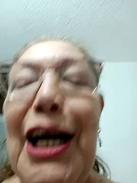 Vicky Rosse online show from February 3, 5:35 pm