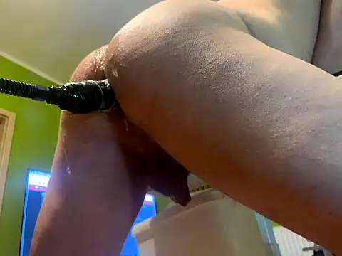 Snapshot of OndruSuk chatting on January 26, 3:14 pm OndruSuk online show from January 26, 3:14 pm