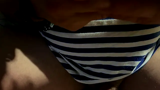 Snapshot of OndruSuk chatting on September 29, 3:11 am OndruSuk online show from September 29, 3:11 am