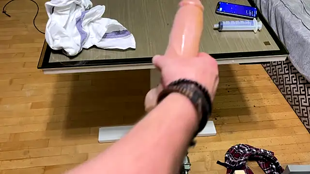 Snapshot of OndruSuk chatting on September 30, 6:24 pm OndruSuk online show from September 30, 6:24 pm