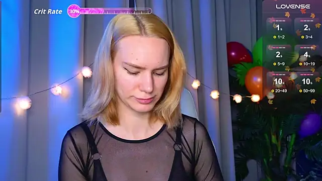 Snapshot of Ramona___ chatting on November 6, 6:03 am Ramona online show from November 6, 6:03 am