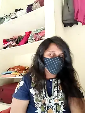 Snapshot of Indiantina chatting on November 17, 9:37 am Indiantina online show from November 17, 9:37 am