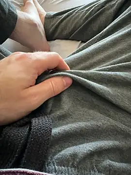 j1991j online show from April 10, 1:16 pm