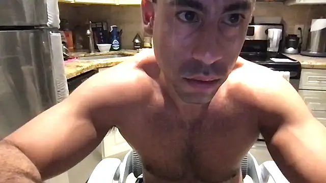 BigGuyMuscle online show from February 16, 9:05 am