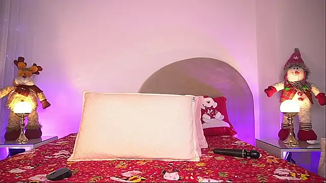 alexaa walker online show from December 4, 12:03 pm