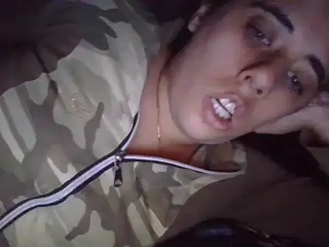 Snapshot of annarose19 chatting on December 30, 11:28 pm annarose19 online show from December 30, 11:28 pm