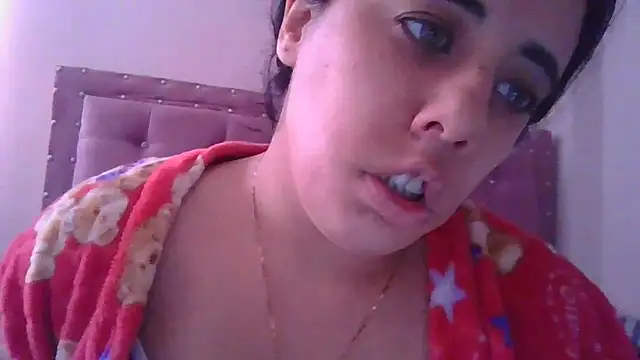 Snapshot of annarose19 chatting on March 1, 7:59 pm annarose19 online show from March 1, 7:59 pm