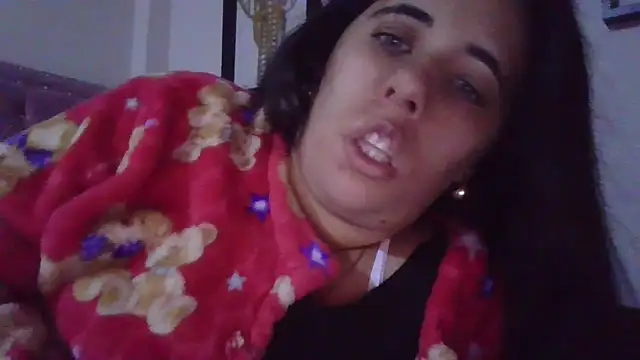 Snapshot of annarose19 chatting on March 7, 11:27 pm annarose19 online show from March 7, 11:27 pm