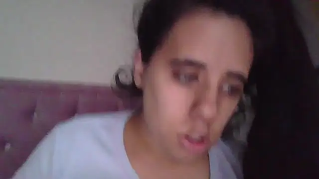 Snapshot of annarose19 chatting on March 14, 2:20 am annarose19 online show from March 14, 2:20 am