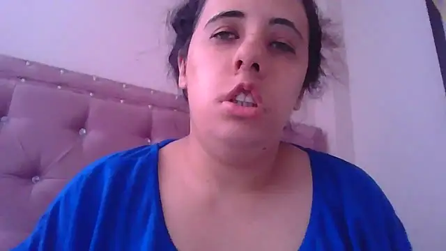 Snapshot of annarose19 chatting on October 6, 4:48 pm annarose19 online show from October 6, 4:48 pm