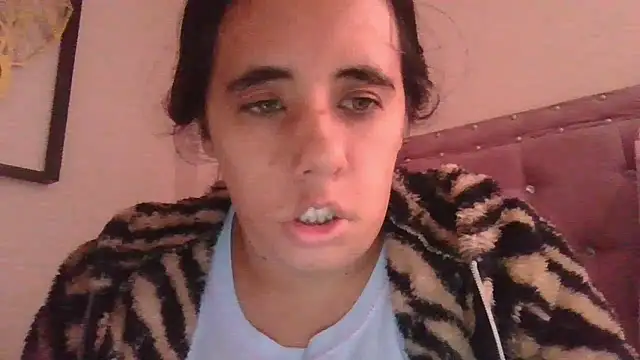 annarose19 online show from February 24, 7:12 pm