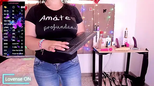 Snapshot of Zaly_mature chatting on October 25, 2:41 am Zaly mature online show from October 25, 2:41 am