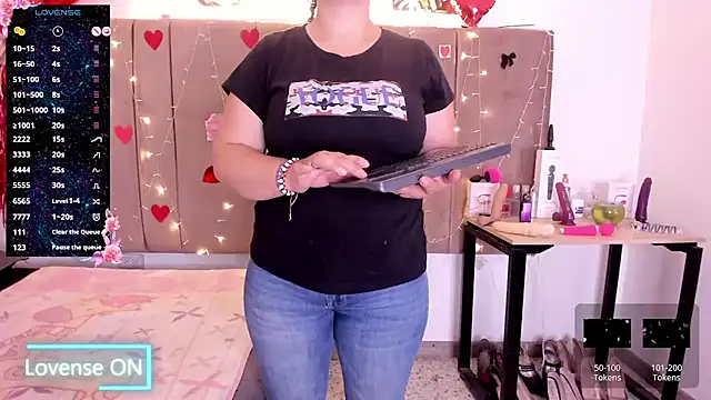 Snapshot of Zaly_mature chatting on November 30, 1:31 am Zaly mature online show from November 30, 1:31 am