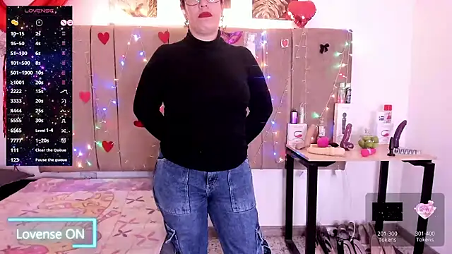 Snapshot of Zaly_mature chatting on December 14, 12:38 am Zaly mature online show from December 14, 12:38 am