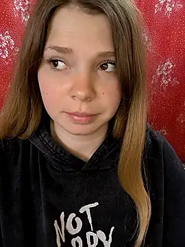 Zuli Kiska online show from April 20, 7:55 am