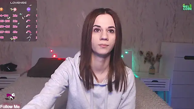 ItsAlisia online show from March 17, 6:40 am