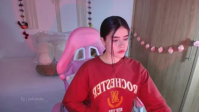 iriswest  online show from April 5, 1:47 am