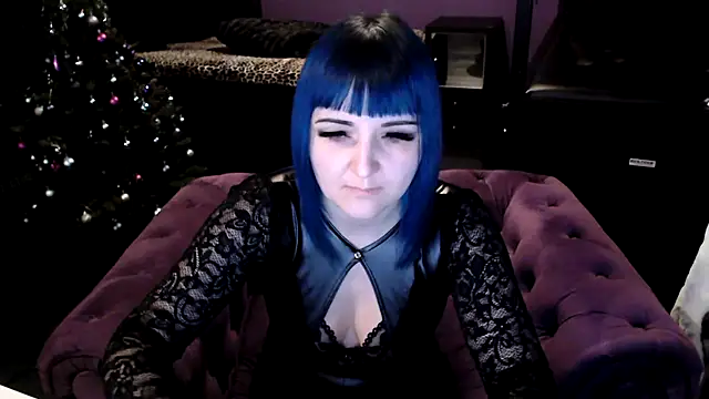 Snapshot of beauty-of-pain chatting on December 5, 6:15 pm beauty-of-pain online show from December 5, 6:15 pm