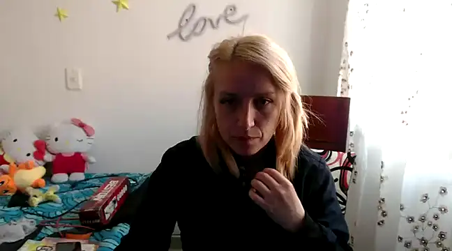 kittykalor09 online show from December 3, 2:49 pm