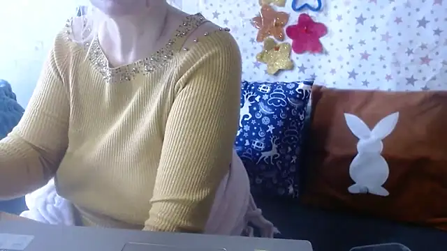 QueenLana online show from January 12, 9:14 am