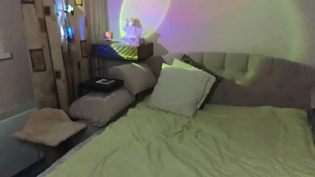 Vivian Davis online show from February 2, 7:23 pm