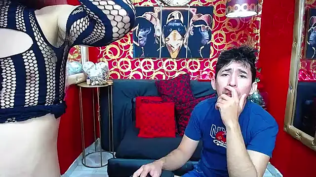 Snapshot of shannentrans chatting on December 16, 1:11 pm shannentrans online show from December 16, 1:11 pm