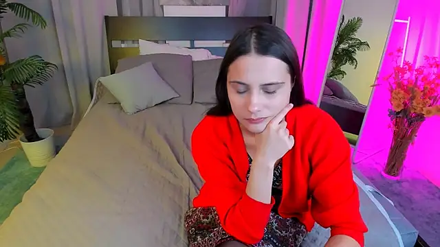 Snapshot of Orfeya chatting on December 9, 4:15 pm Orfeya online show from December 9, 4:15 pm