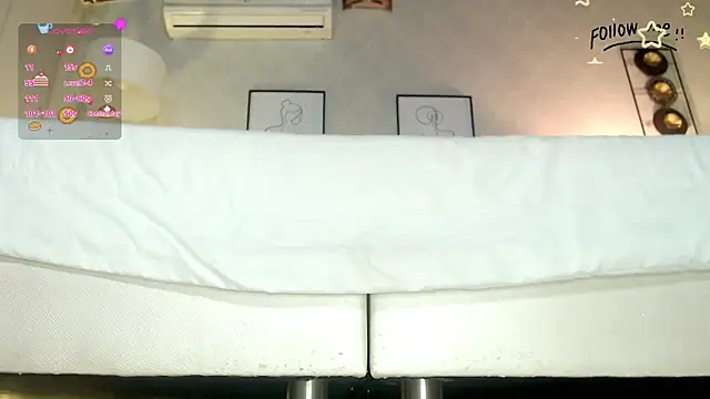 eva cuper online show from April 15, 12:12 pm