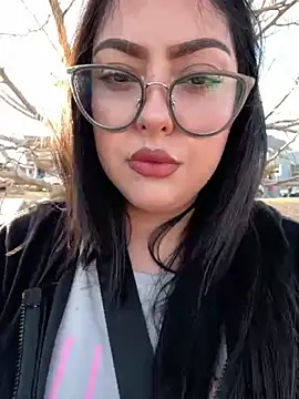 MileyGia online show from February 21, 11:50 pm