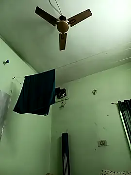 Snapshot of PrabV0319 chatting on October 28, 5:15 pm PrabV0319 online show from October 28, 5:15 pm