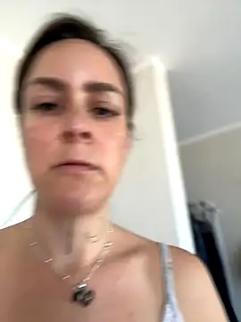 misslulipop online show from November 9, 2:37 pm