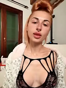 kylie blck online show from March 16, 4:41 am