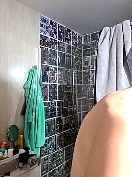 kylie blck online show from March 29, 2:33 am