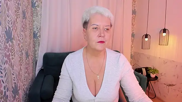 KathySunn online show from April 14, 1:28 pm