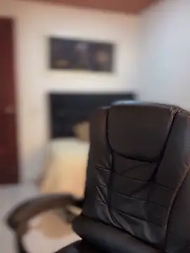 Snapshot of Ambar_pe_ chatting on November 20, 2:23 am Ambar pe online show from November 20, 2:23 am