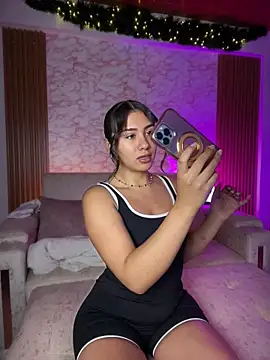 Ambar pe  online show from May 24, 2:49 am
