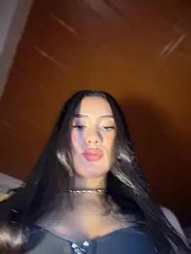 Snapshot of Ambar_pe_ chatting on July 22, 2:47 am Ambar pe online show from July 22, 2:47 am