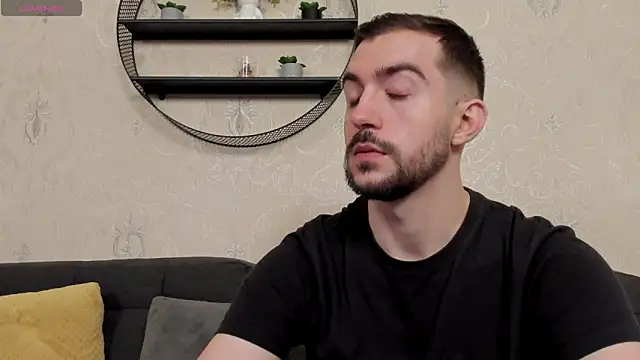 Dylan Best online show from March 28, 2:55 am