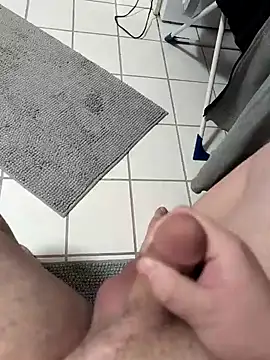 Snapshot of Philip266@xh chatting on December 25, 5:37 am Philip266xh online show from December 25, 5:37 am