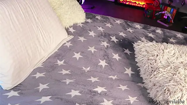 AprilinAlba online show from January 18, 9:07 pm