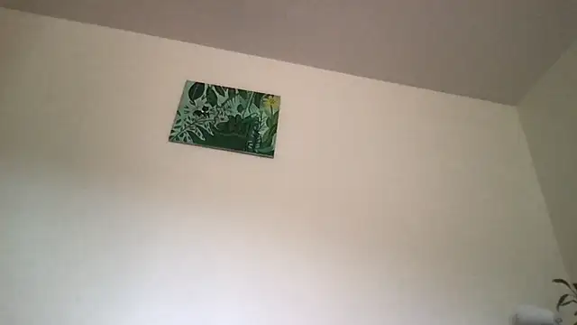 Snapshot of HYPHYtype chatting on February 15, 11:25 pm HYPHYtype online show from February 15, 11:25 pm