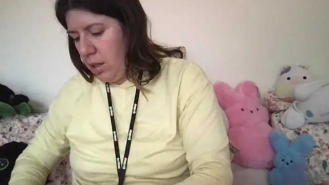 Snapshot of HYPHYtype chatting on October 22, 6:29 pm HYPHYtype online show from October 22, 6:29 pm